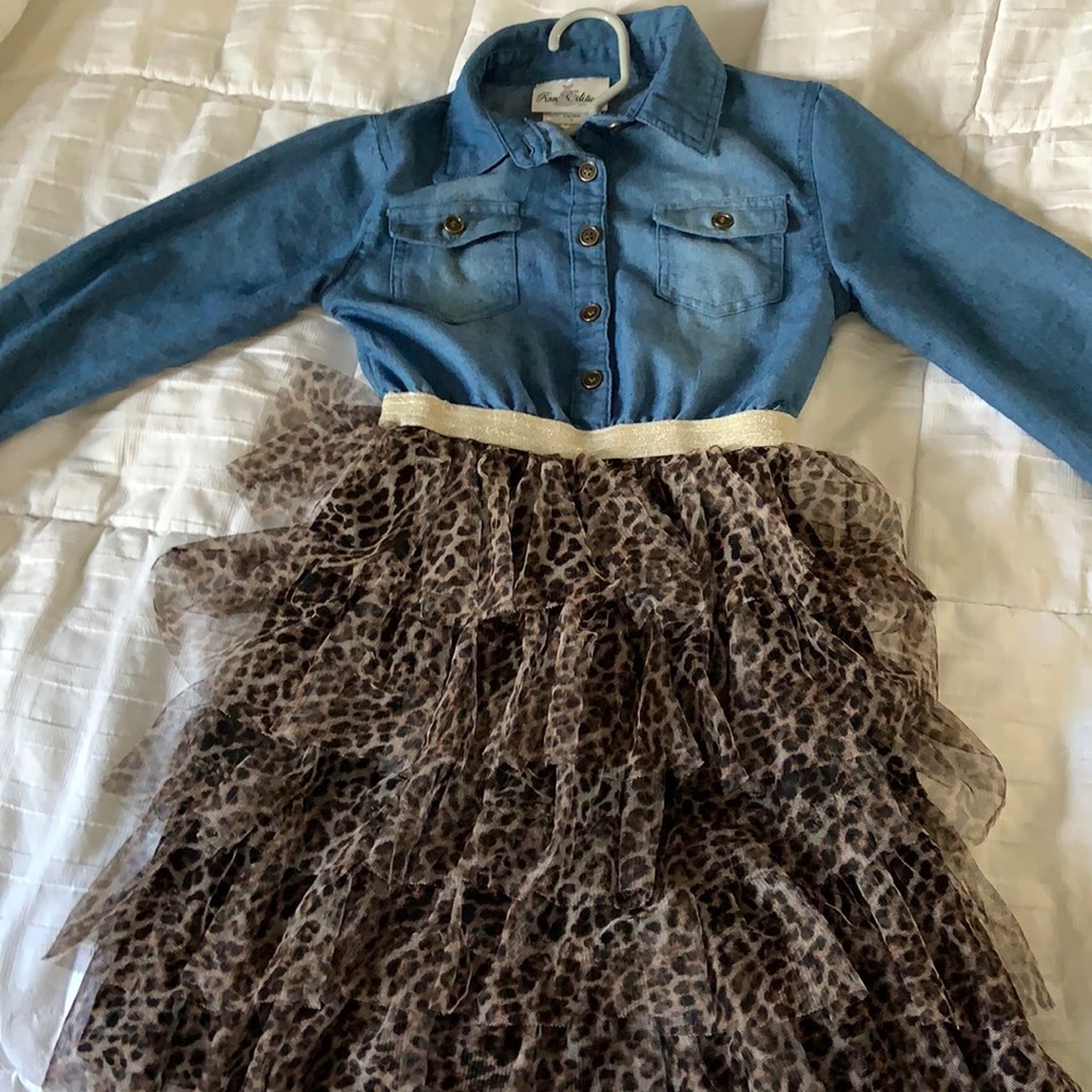 Girls dress size 7!!